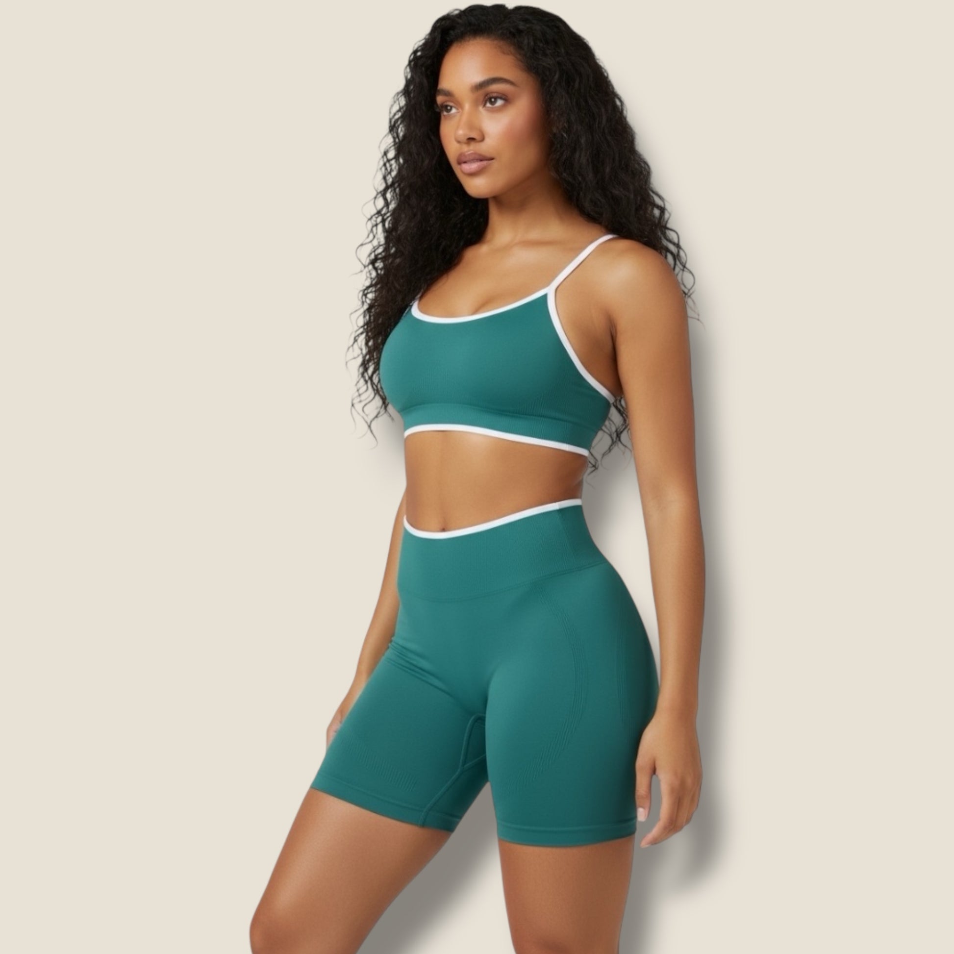 kurze Sportleggings mit Sport-BH Set - AuriFit 