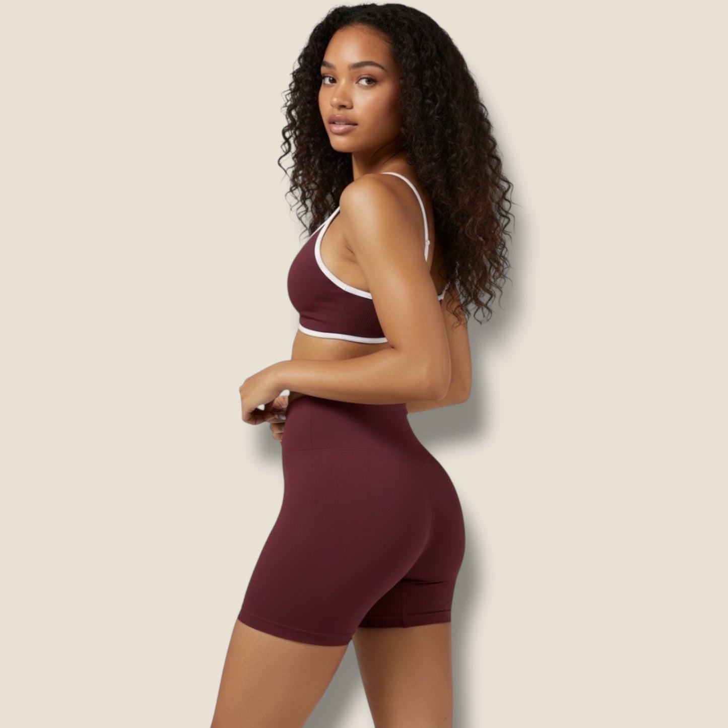 kurze Sportleggings mit Sport-BH Set - AuriFit 