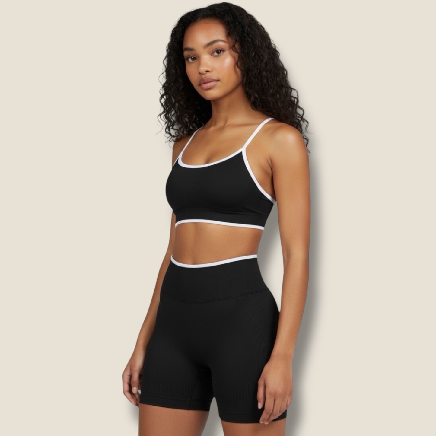 kurze Sportleggings mit Sport-BH Set - AuriFit 