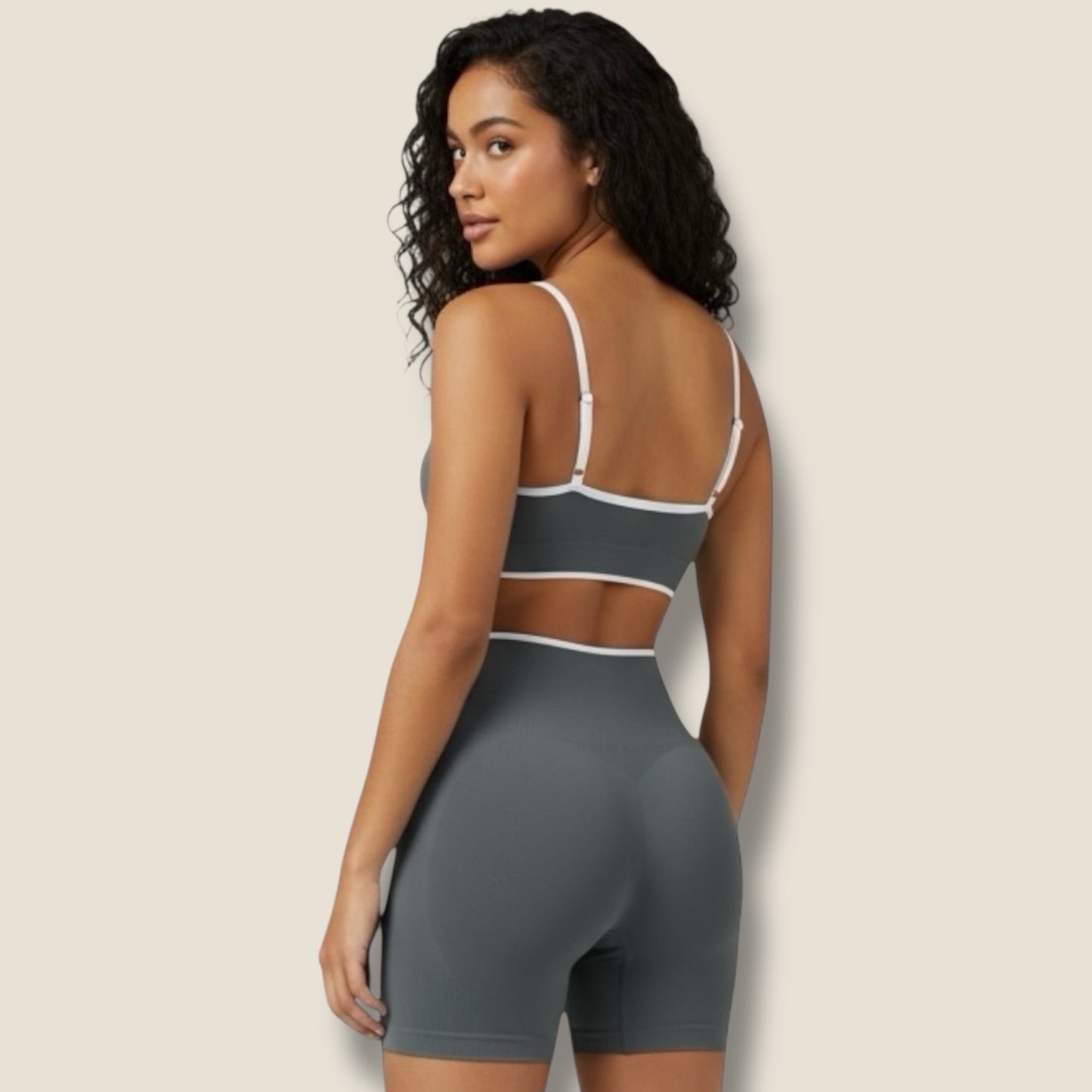 kurze Sportleggings mit Sport-BH Set - AuriFit 