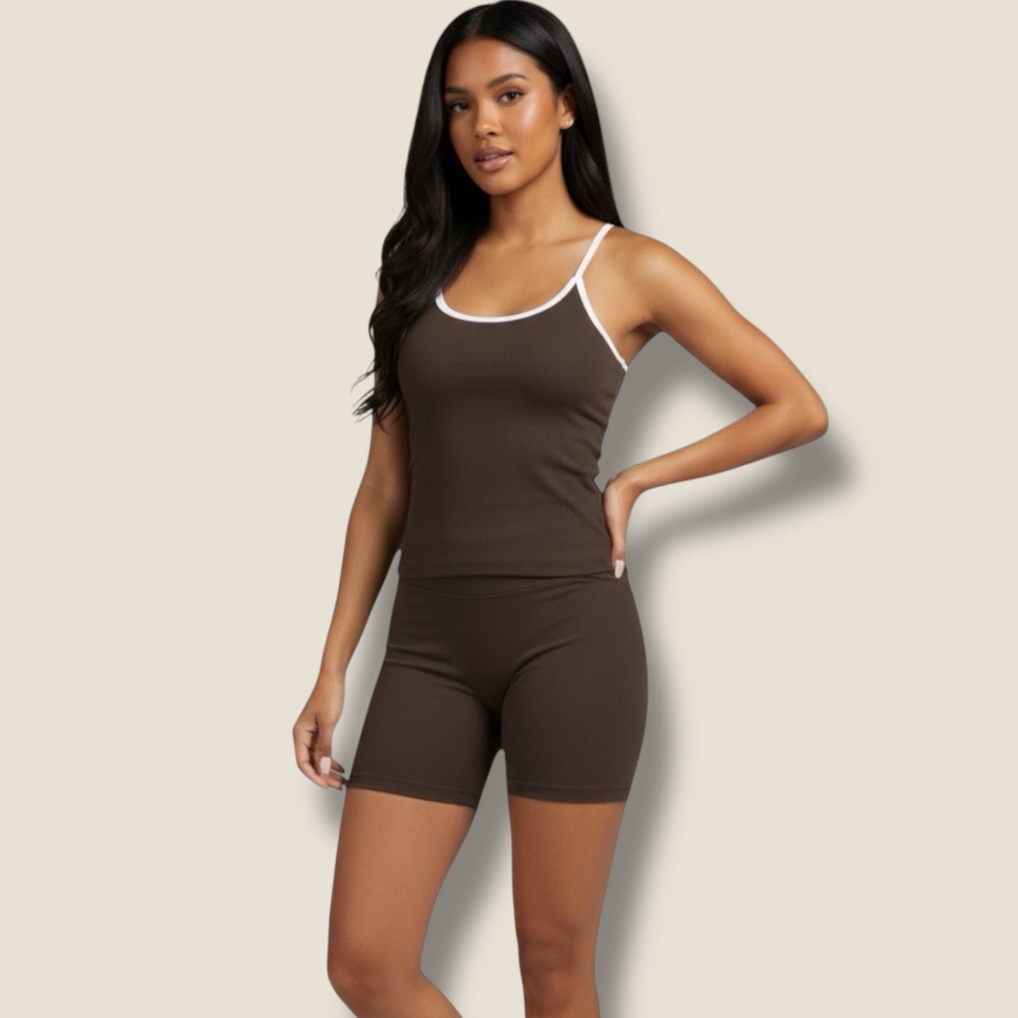 langes Trainingstop mit kurzer Hose Set - AuriFit 