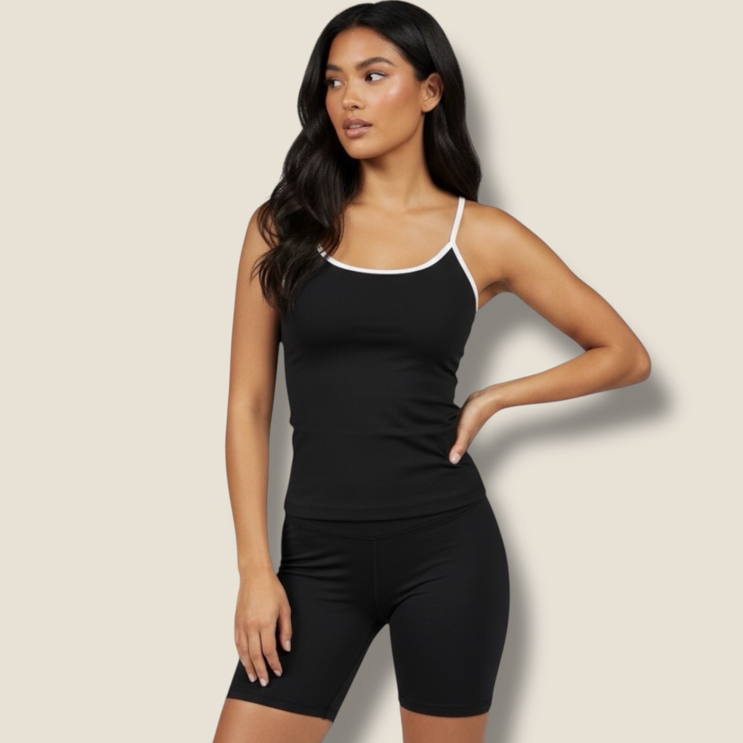 langes Trainingstop mit kurzer Hose Set - AuriFit 