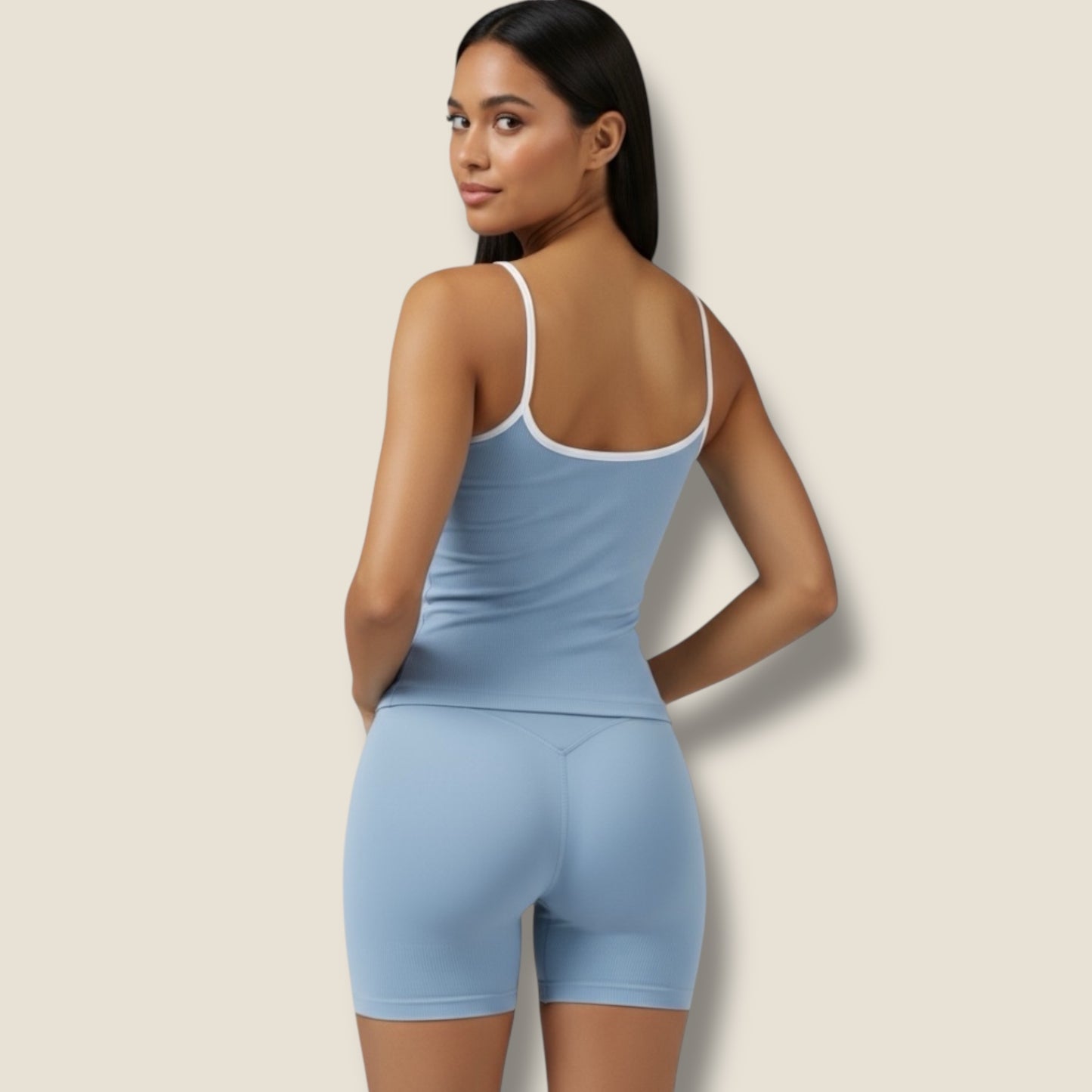 langes Trainingstop mit kurzer Hose Set - AuriFit 