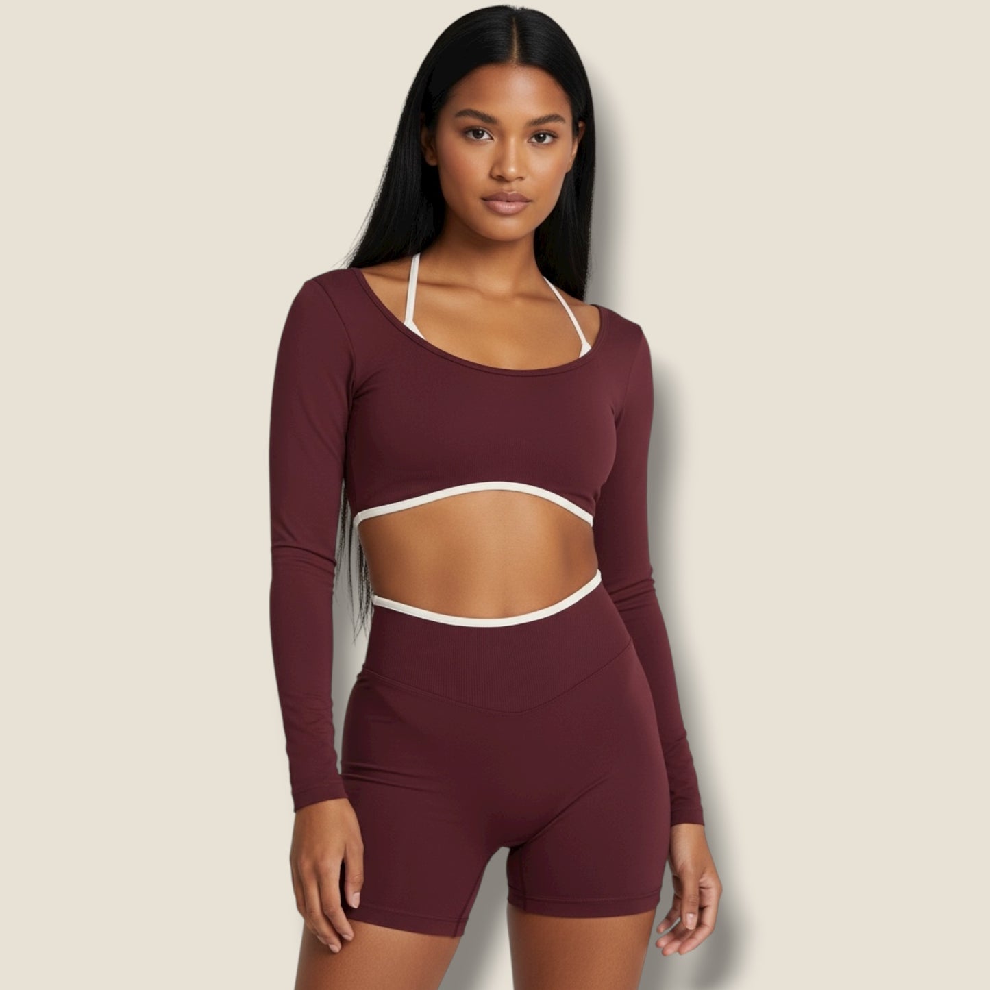 langärmeliges Sporttop mit kurzer Hose und weißem Sport-BH Set - AuriFit 